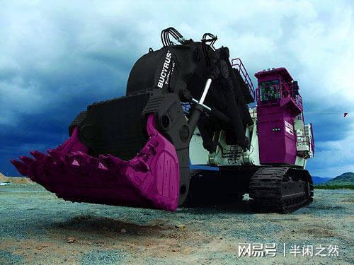 高度可达七层楼高世界上最大的液压挖掘机——特雷克斯RH400kaiyun官方网站(图2)