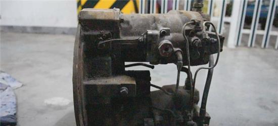 上万元的挖机“液压泵”被盗走当废铁贱卖 警kaiyun官网方迅速破案捥回损失(图1)